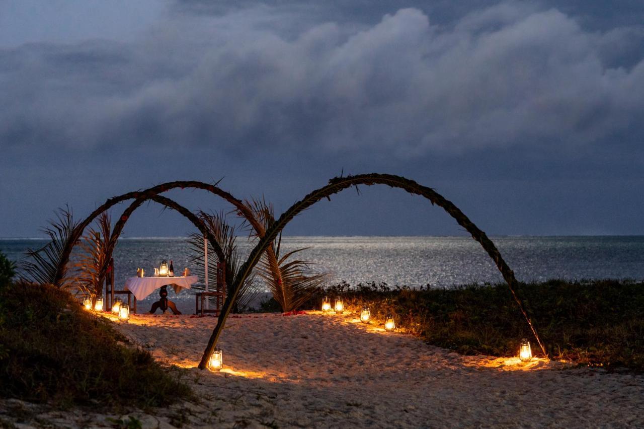 Hakuna Majiwe Beach Lodge Paje Exterior photo